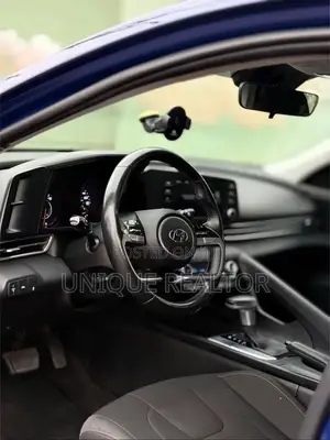 Hyundai Elantra 2021 Blue