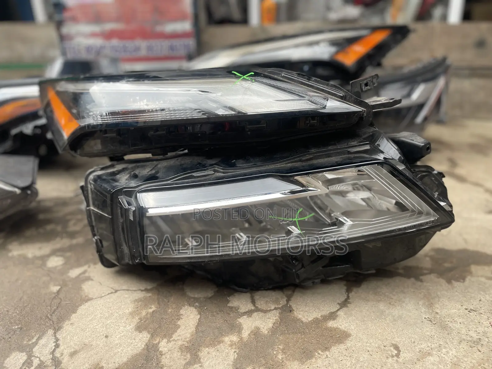 Nissan Rogue 2022-25 Headlight