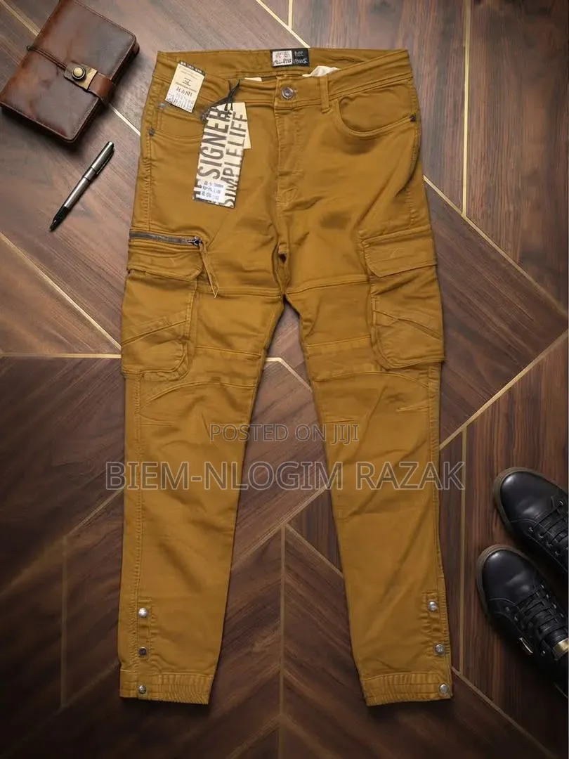 Topmost Quality Cargo Pant Available in Stock