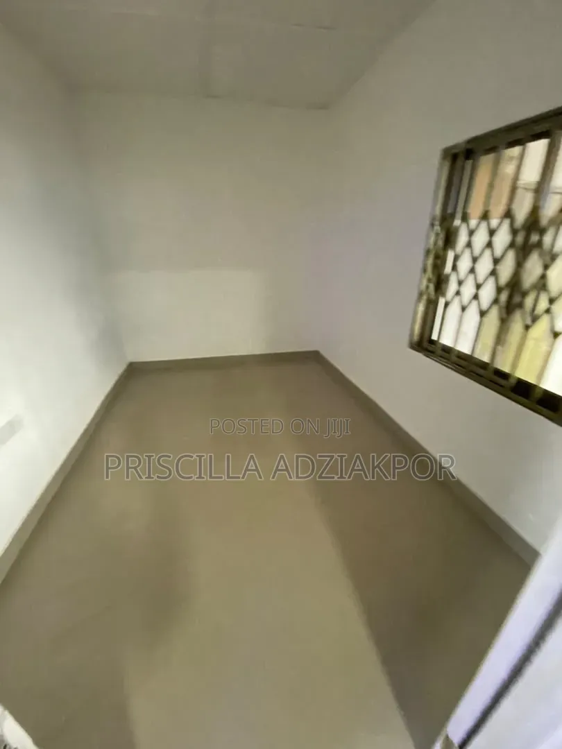 2bdrm Apartment in Christlove Ventures, Ofankor for rent