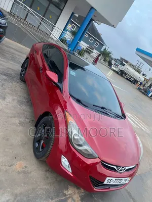 Hyundai Elantra 2014 Red