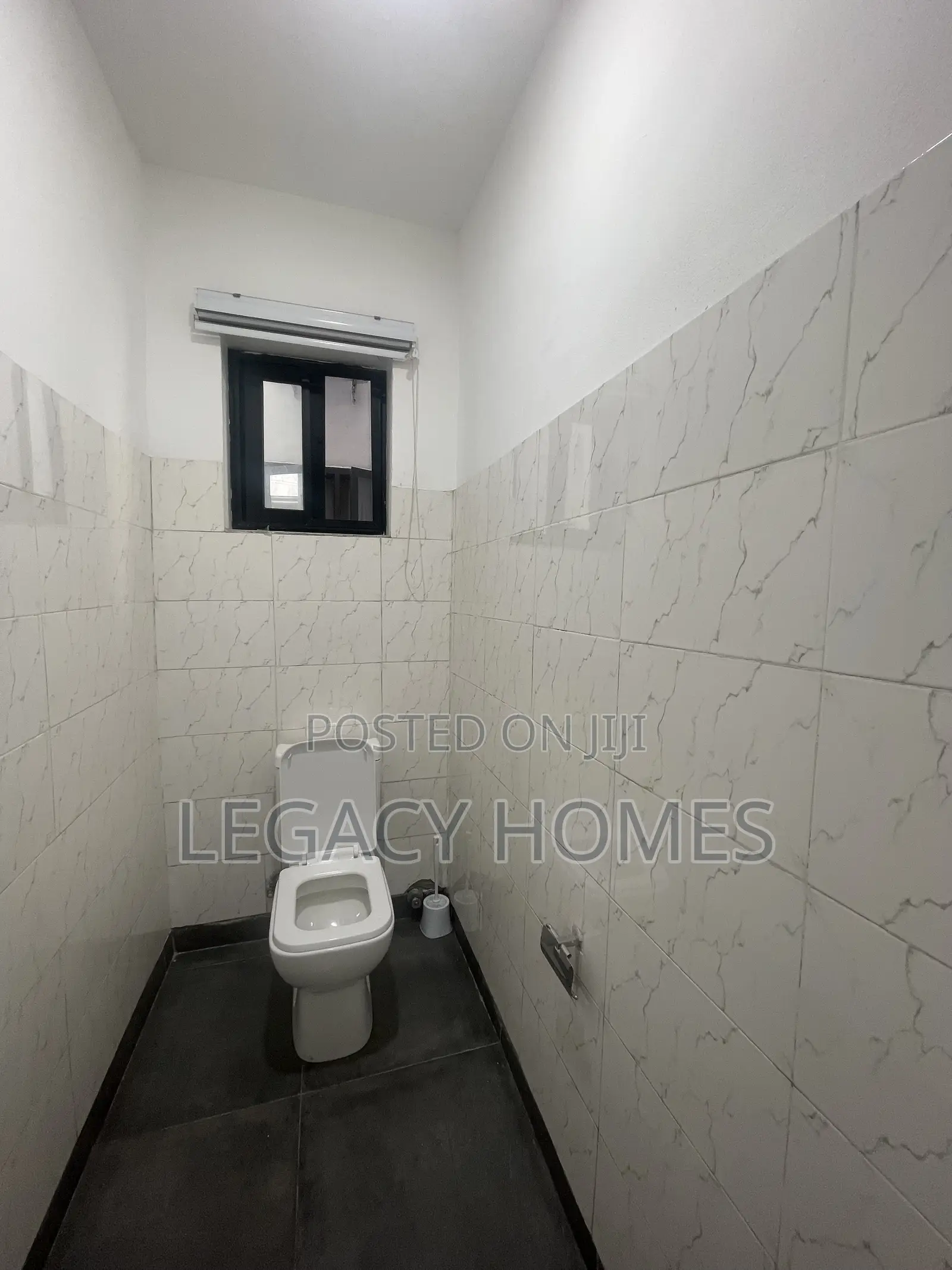 Furnished 4bdrm Townhouse / Terrace in Labone for rent
