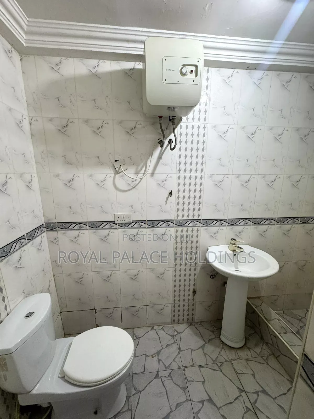 4bdrm House in East Legon Hills, School Junction for rent