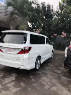Toyota Alphard 2012 White