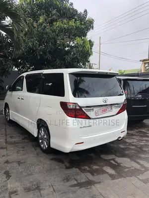 Toyota Alphard 2012 White