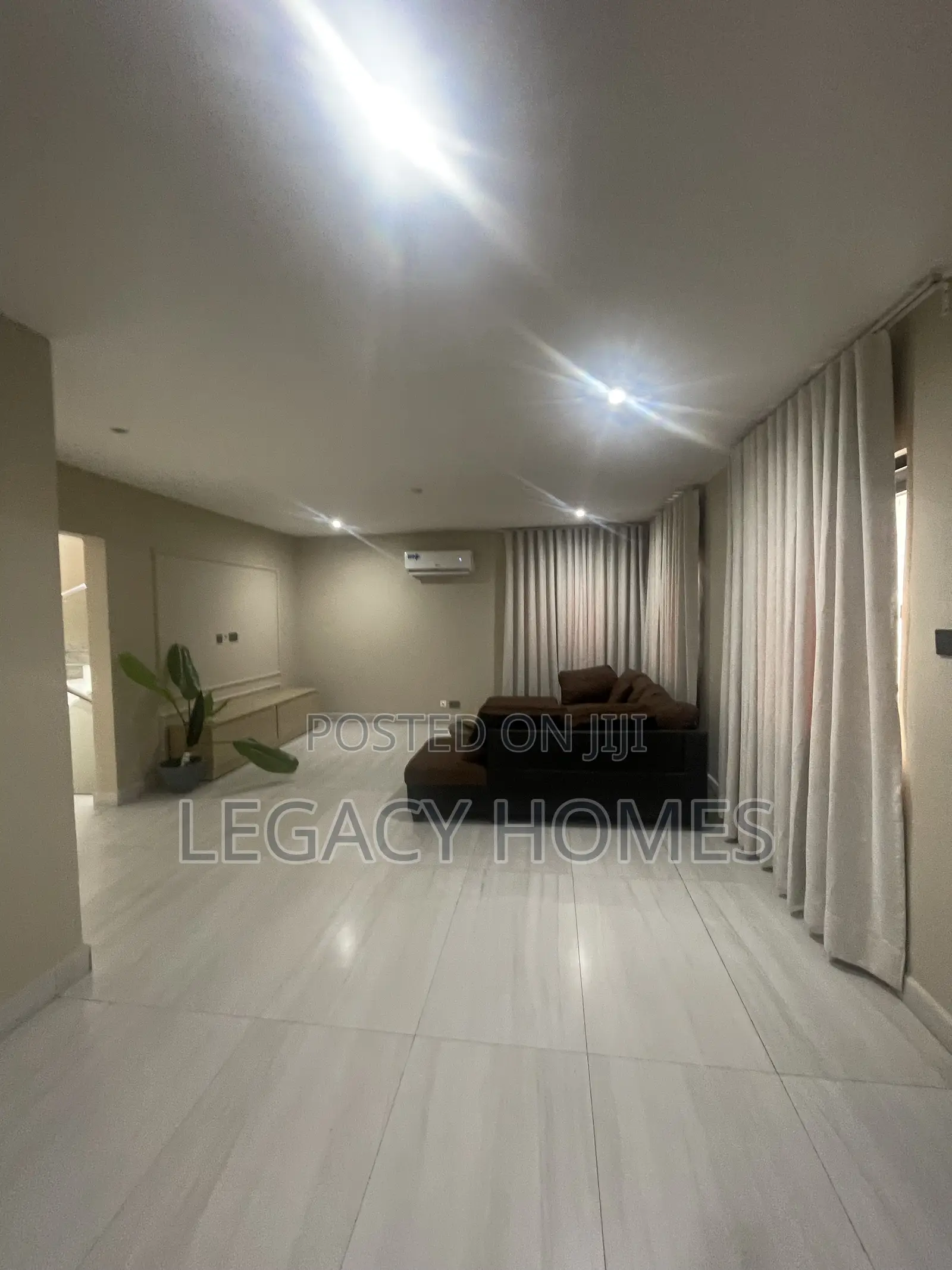 Furnished 4bdrm Townhouse / Terrace in Labone for rent