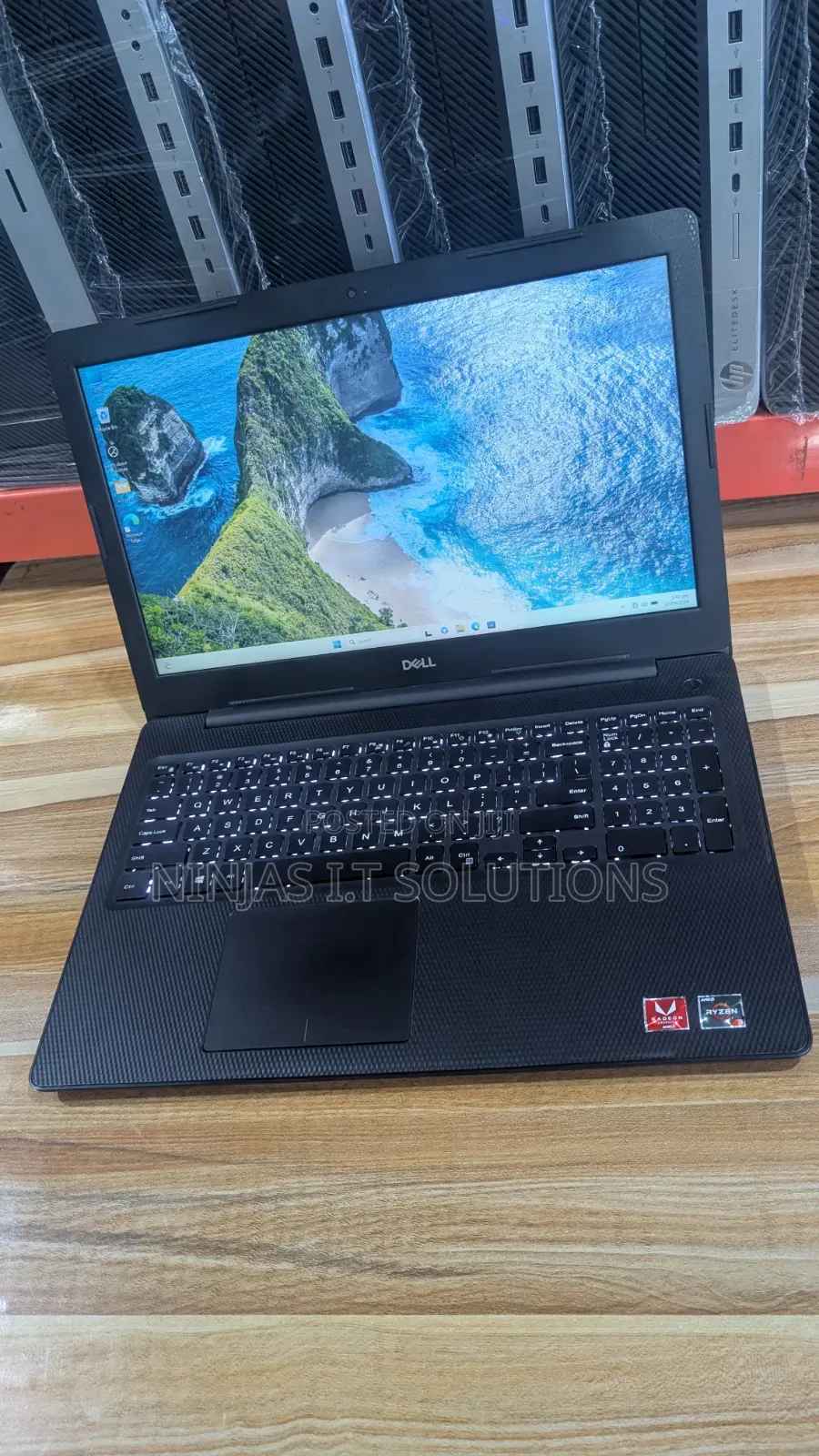 Laptop Dell Inspiron 15 3585 8GB AMD Ryzen 3 SSD 256GB