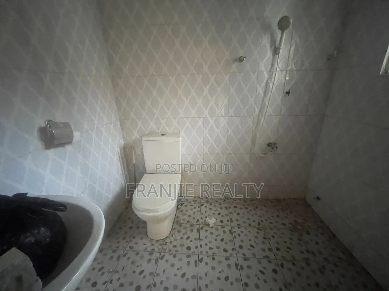 2bdrm Apartment in Franjie Realty, Kasoa for rent