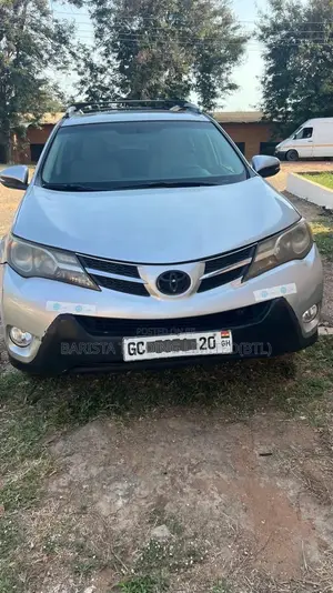 Toyota RAV4 XLE 4dr SUV AWD (2.5L 4cyl 6A) 2015 Silver