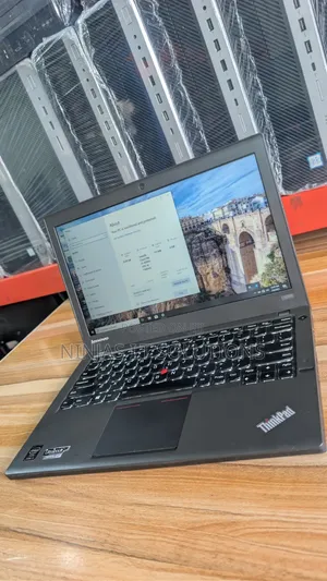 Laptop Lenovo ThinkPad X240 8GB Intel Core i5 HDD 500GB