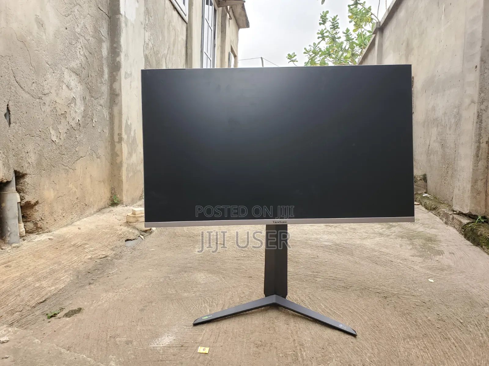 32inchs Ips Edgeless Monitor 75hz Refresh Rate Inbuilt Speakers 