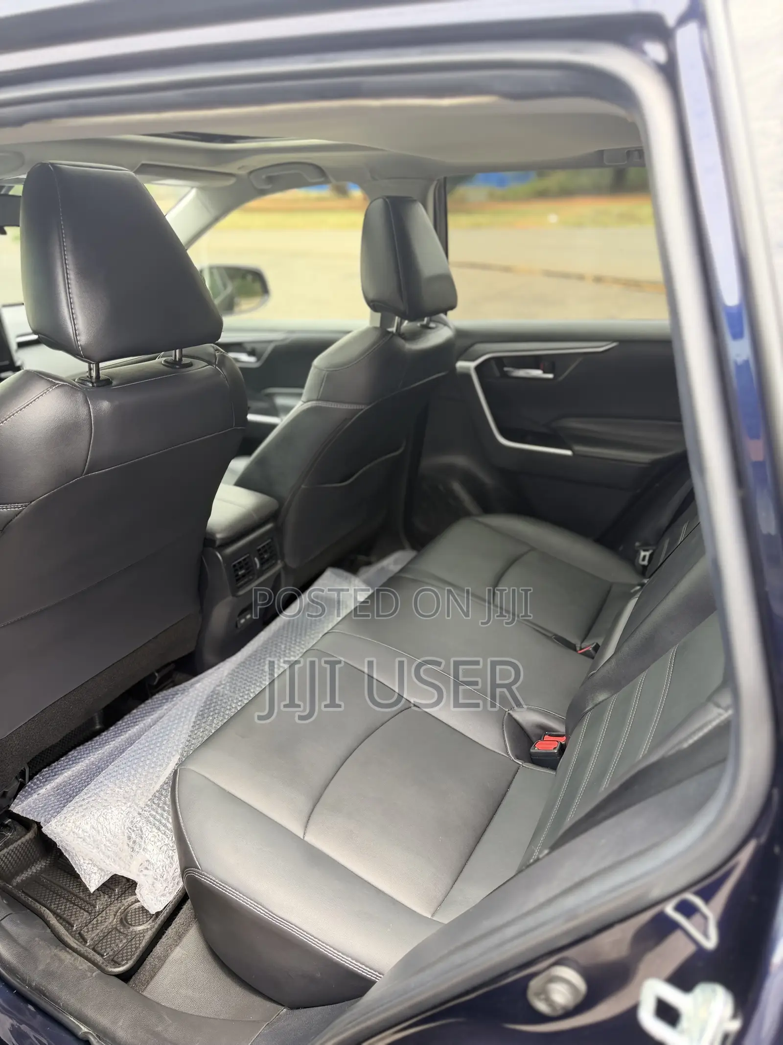 Toyota RAV4 XLE Premium FWD 2023 Blue