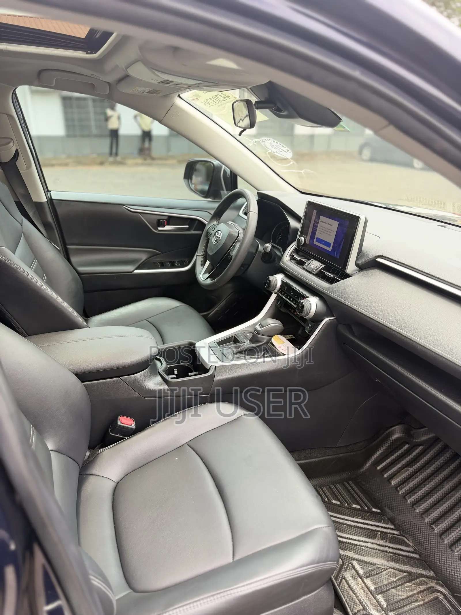 Toyota RAV4 XLE Premium FWD 2023 Blue