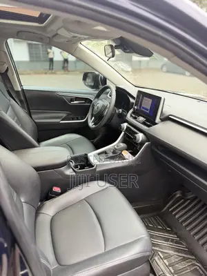 Toyota RAV4 XLE Premium FWD 2023 Blue