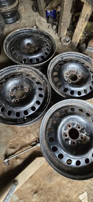 Rim 17- 5 Holes