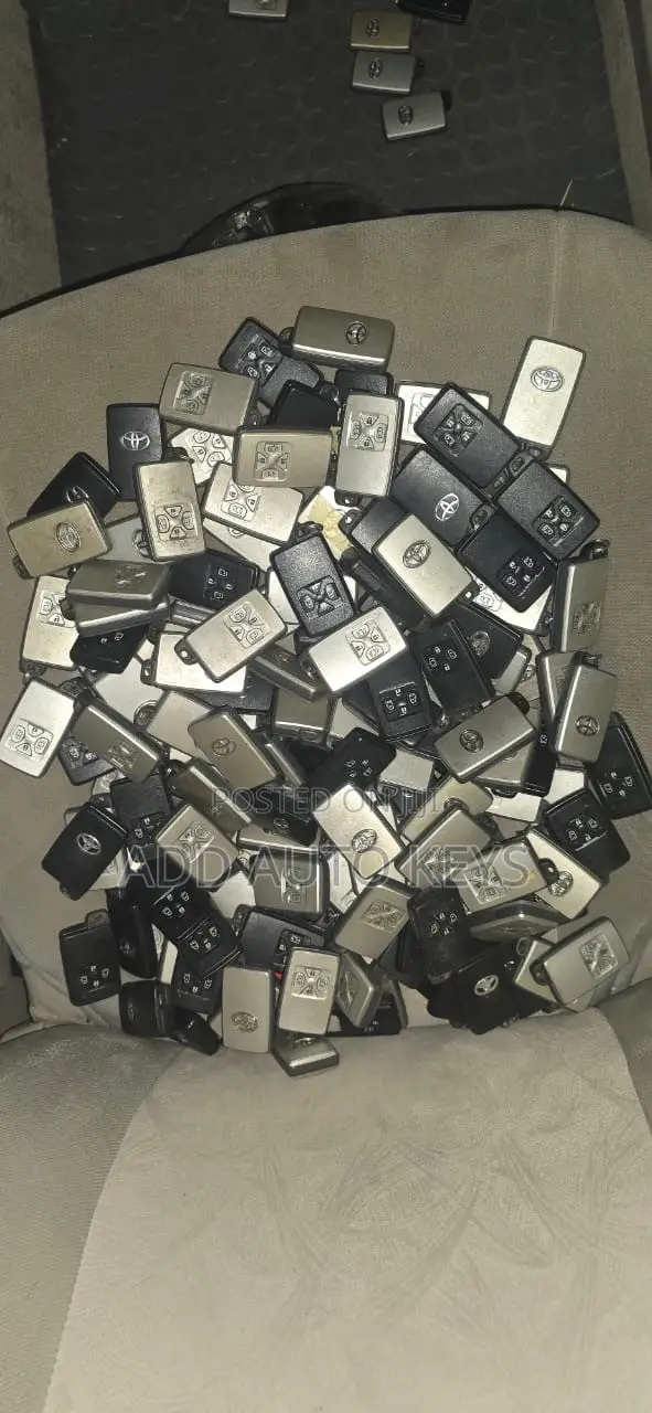 Toyota Voxy 2010 Smart Key