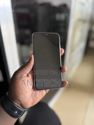 Apple iPhone 11 64 GB Purple