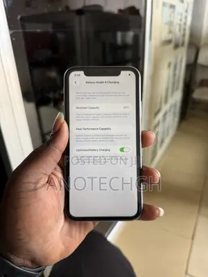 Apple iPhone 11 64 GB Purple