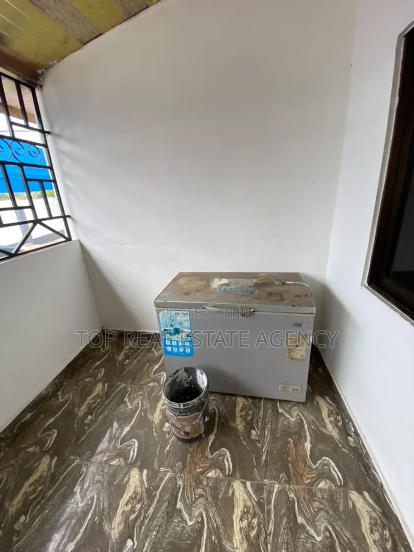 2bdrm Apartment in Asofa, Ofankor for rent