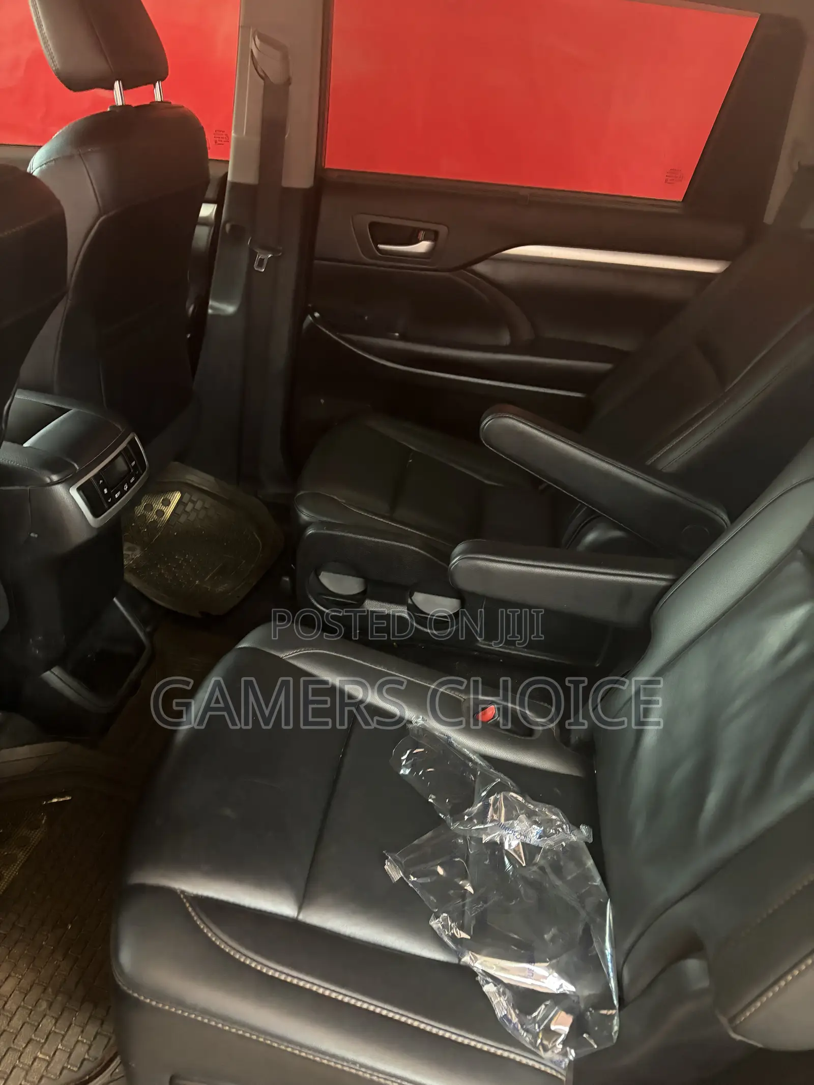 Toyota Highlander XLE 2019 Gray