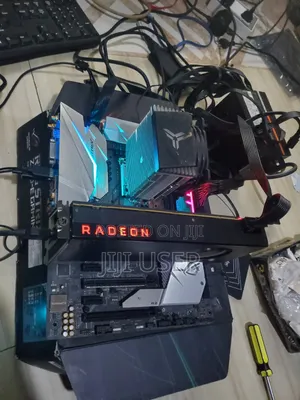 I7 8th Gen With ASUS Strix Z370 E Gaming Onboard Bluetooth and Wifi