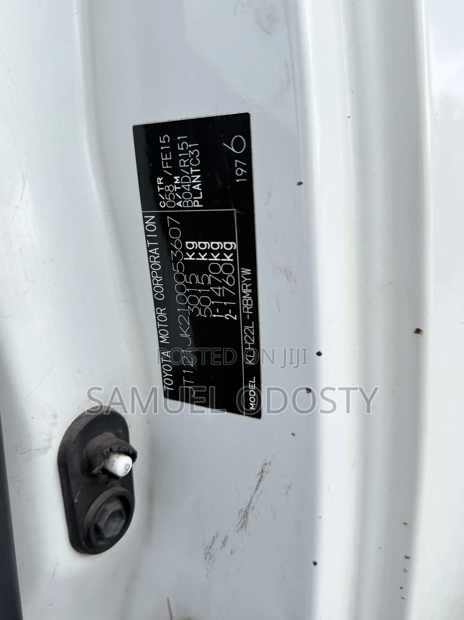 Toyota HiAce 2011 White