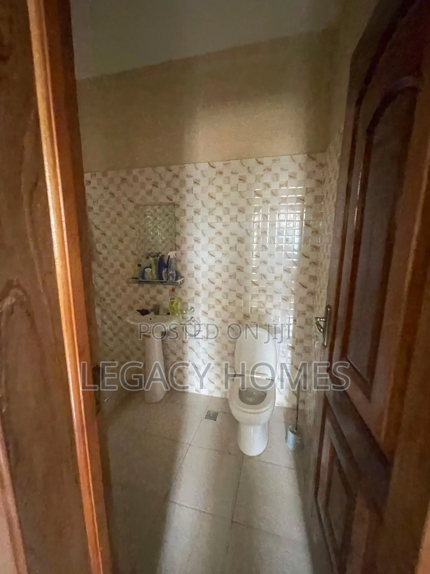 2bdrm Apartment in Ofankor for rent