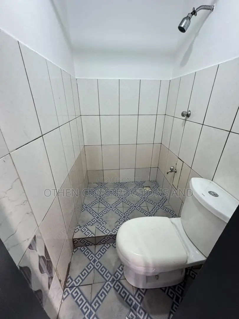 1bdrm Apartment in Othen Estate Consult, Mile 7 for rent