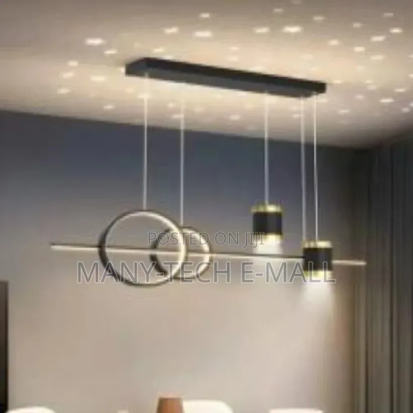 Luxurious Chandelier/ Pendant Light