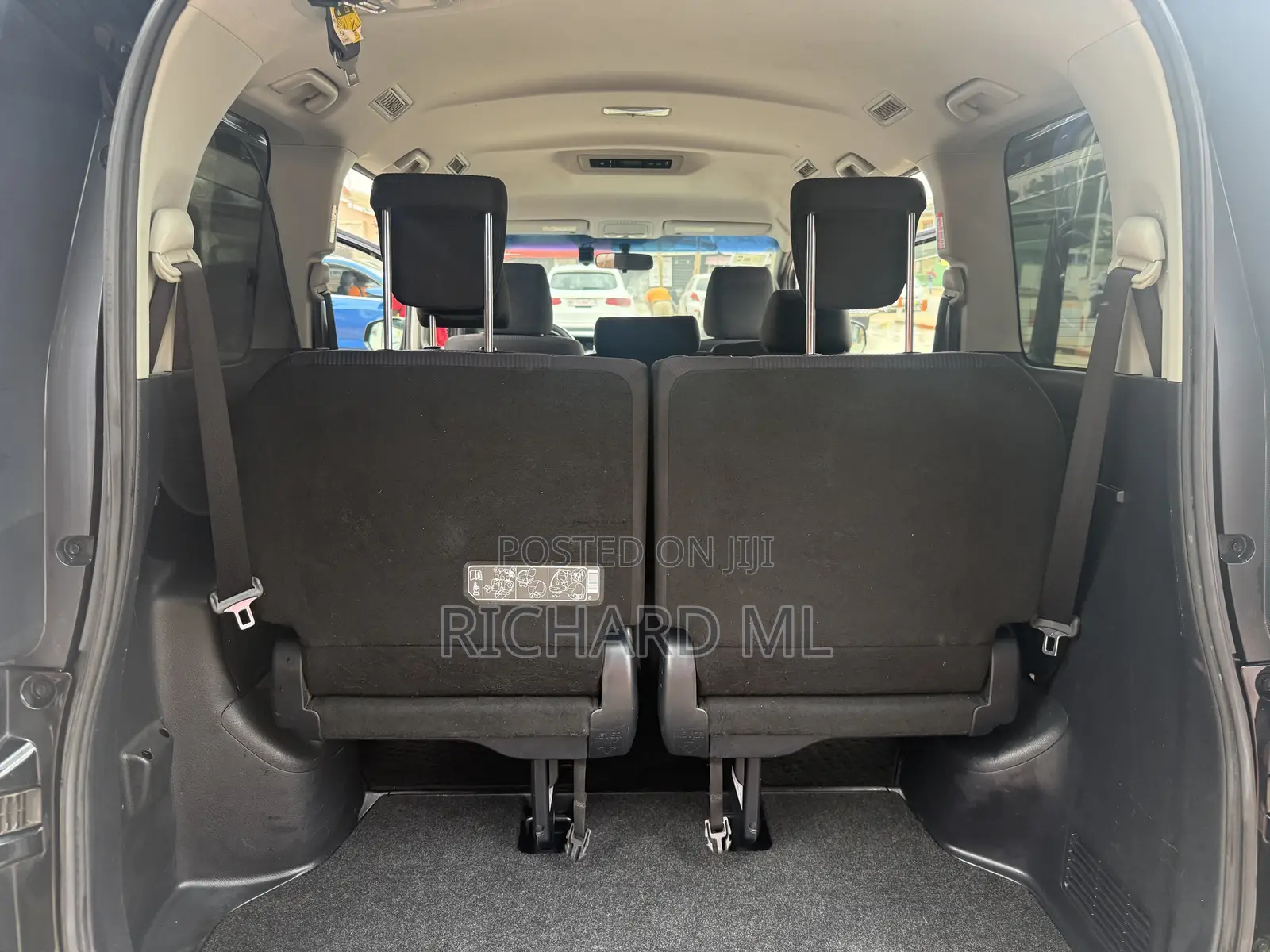 Toyota Voxy X 4WD 8-Seater 2016 Black