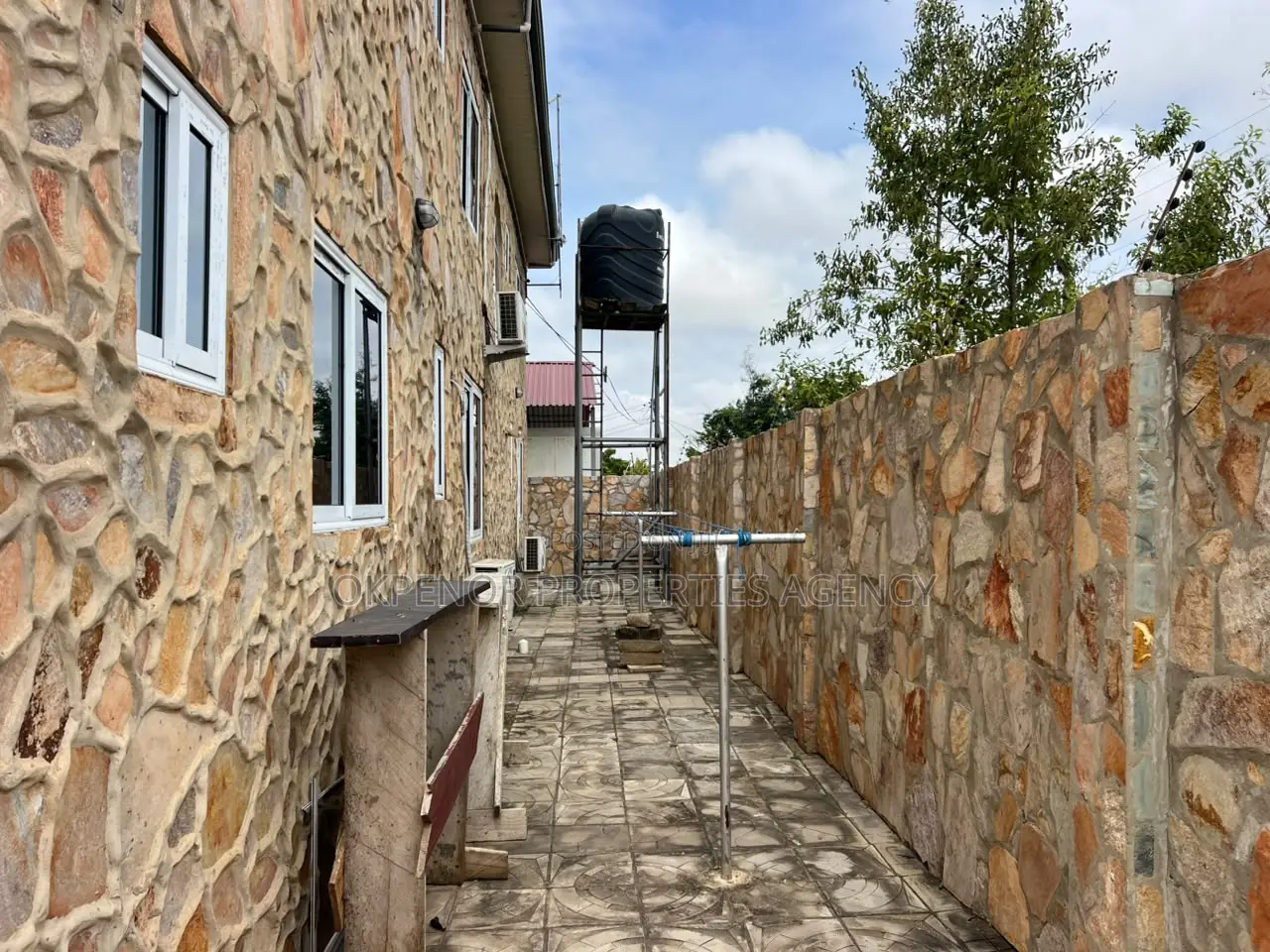 6bdrm House in Sege for sale