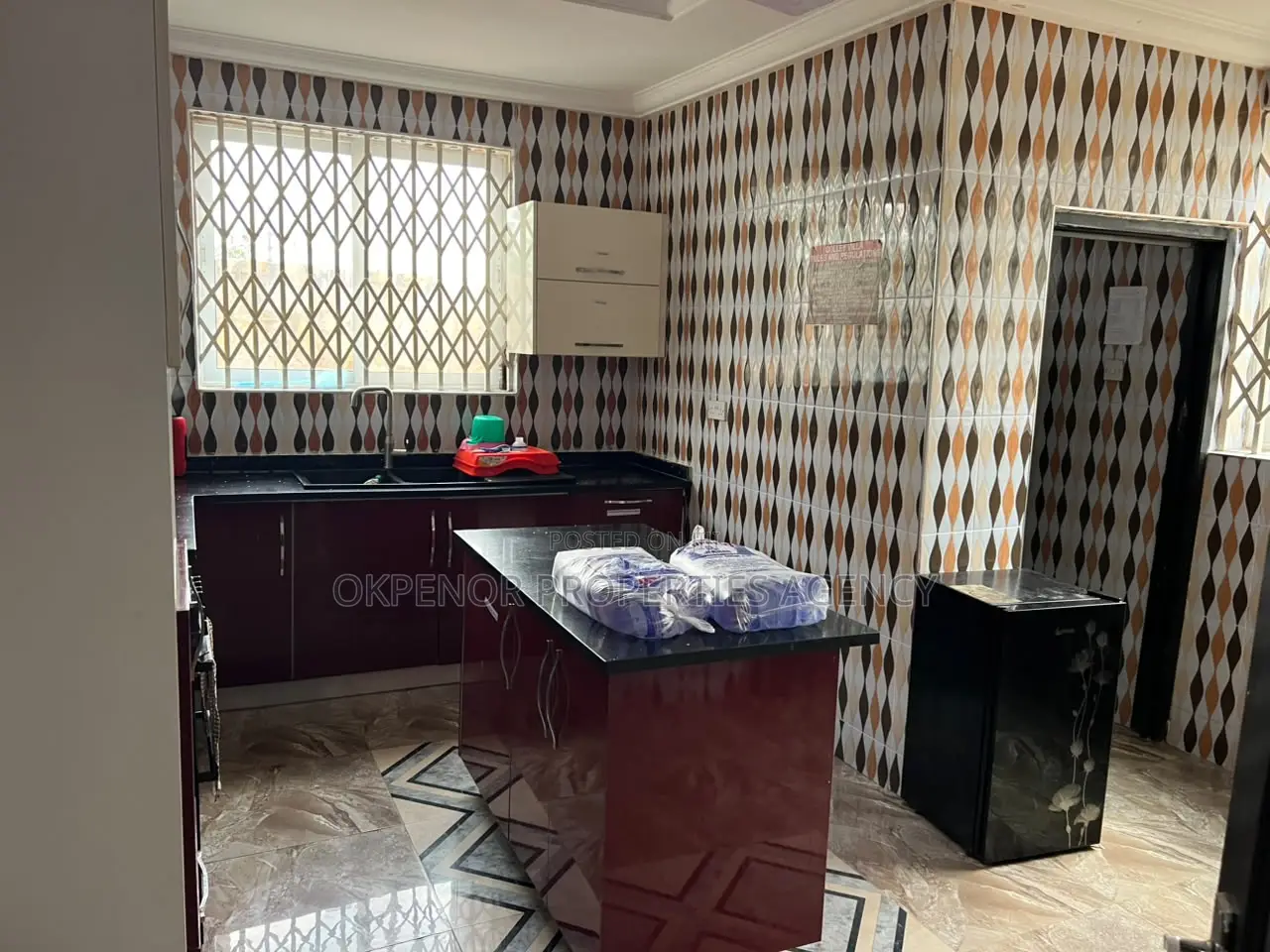 6bdrm House in Sege for sale