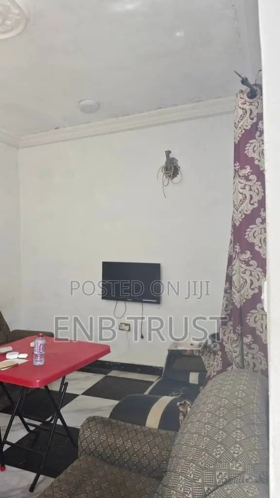 9bdrm Apartment in Ashongman Estate, Pure Water for sale