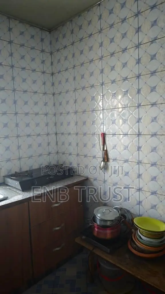 9bdrm Apartment in Ashongman Estate, Pure Water for sale