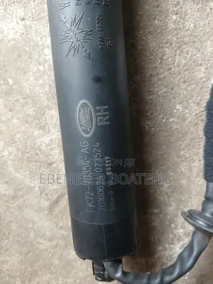 Range Rover Evoque Boot Shocks Sensor Type Available 2017 2018 Model