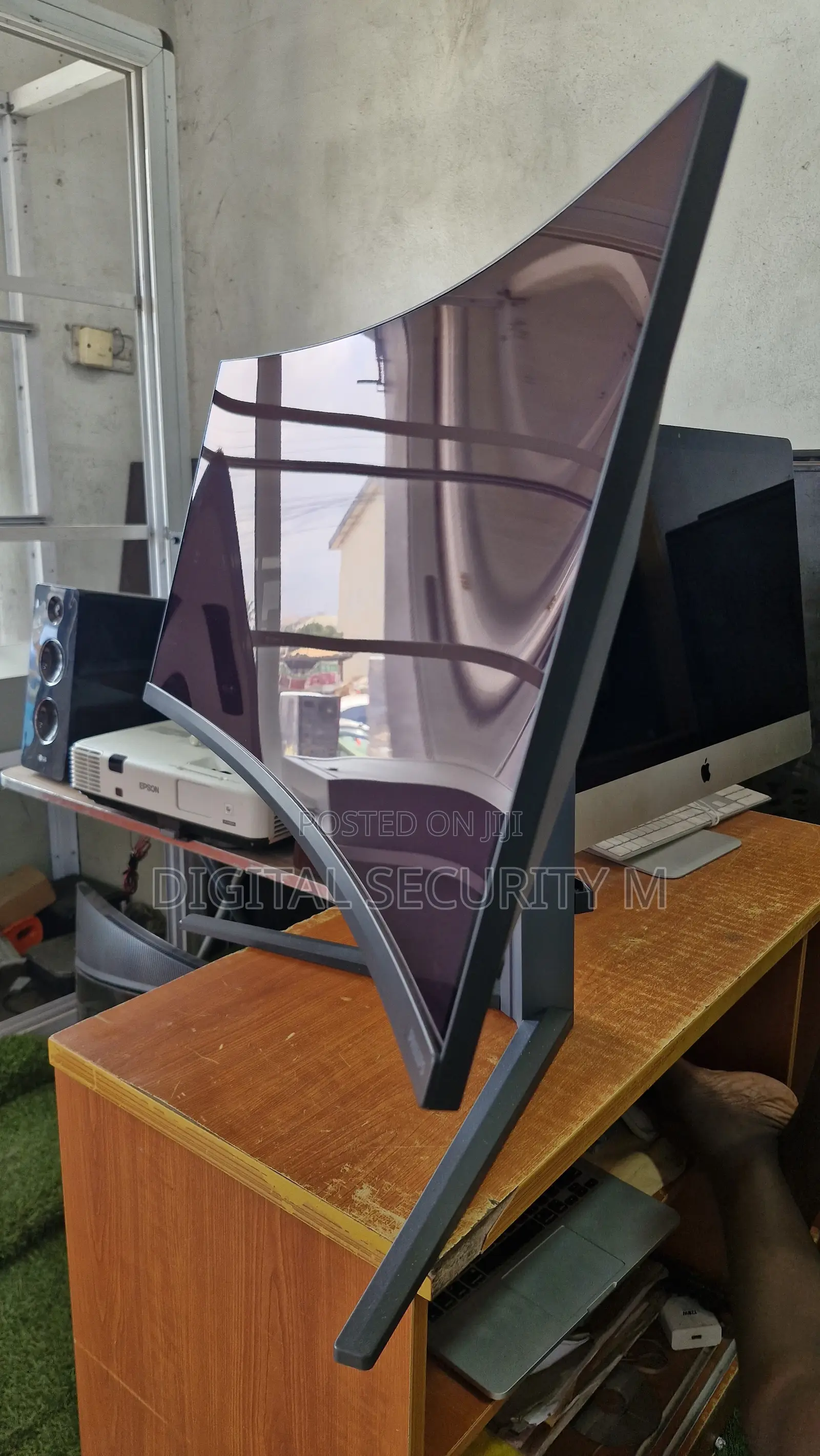 Evnia Curved Gaming Monitor QD OLED Gaming Monitor