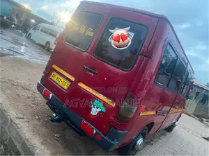 Mercedes-Benz Sprinter 2005 Red