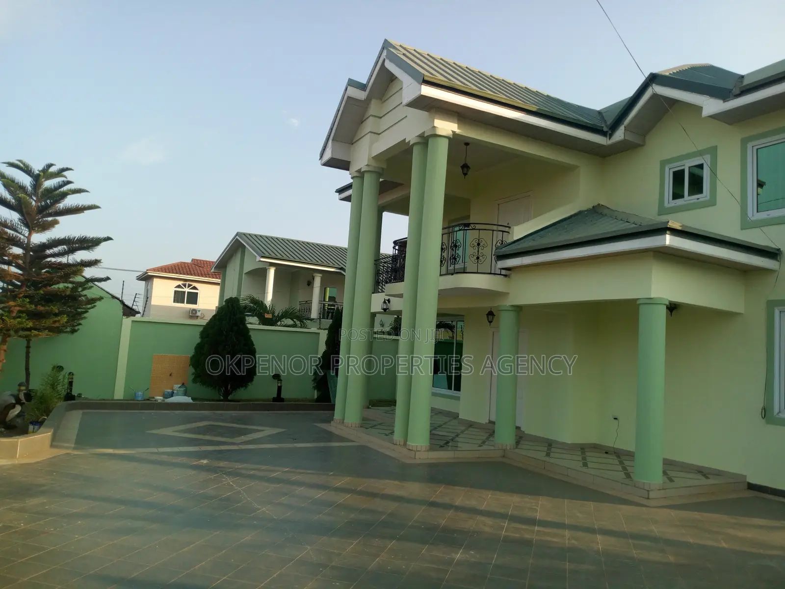 4bdrm House in Tema, Community 25 for rent