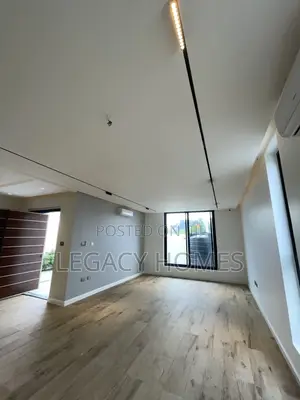 4bdrm House in Dzowulu, Dzorwulu for sale