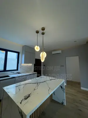 4bdrm House in Dzowulu, Dzorwulu for sale