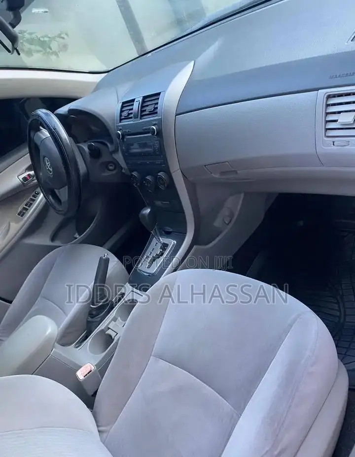 Toyota Corolla LE 2006 Silver