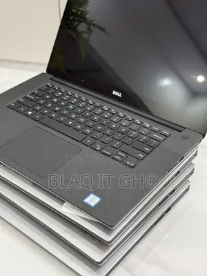 Laptop Dell Precision 15 5520 16GB Intel Core i7 SSD 256GB