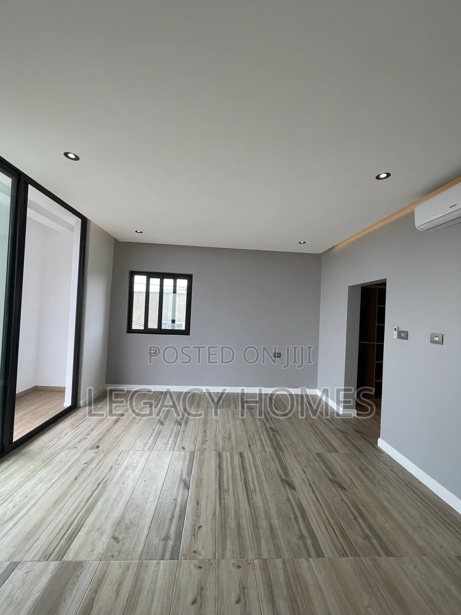 4bdrm House in Dzowulu, Dzorwulu for sale