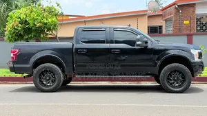 Ford F-150 2020 Black