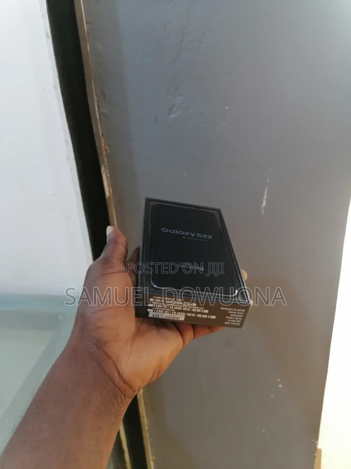 New Samsung Galaxy S22 5G 128 GB Black
