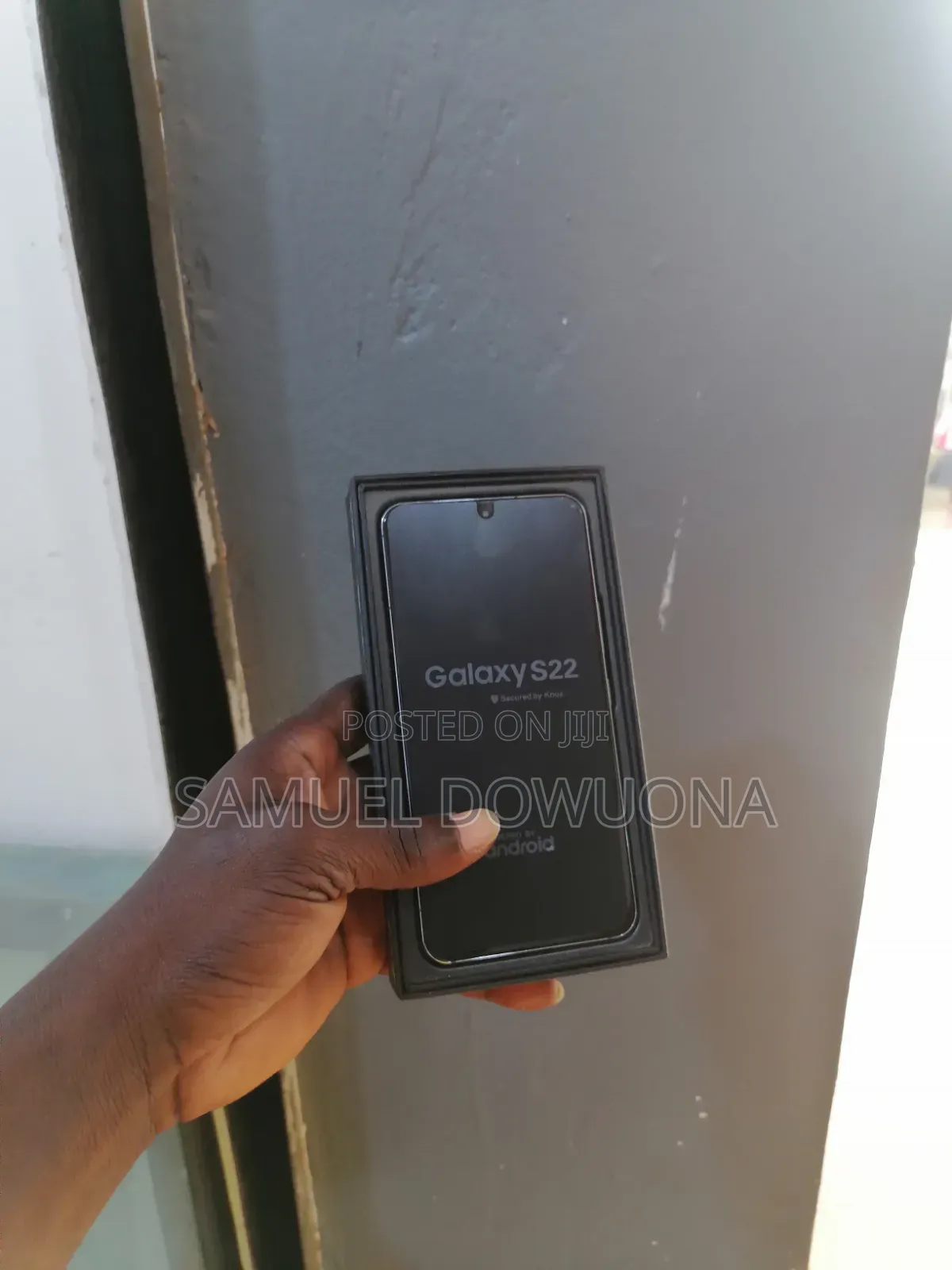 New Samsung Galaxy S22 5G 128 GB Black