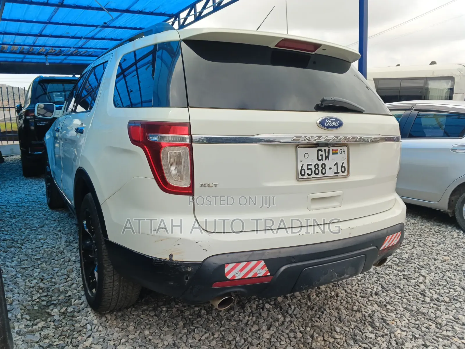 Ford Explorer 2010 White