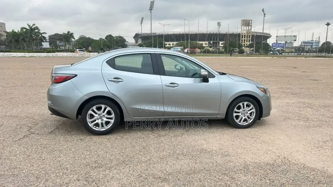 Toyota Yaris 2016