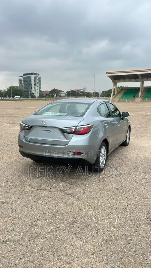 Toyota Yaris 2016