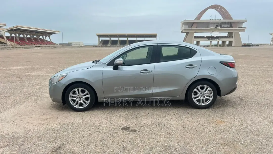 Toyota Yaris 2016